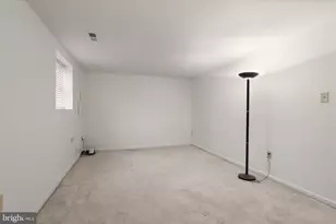 9811 Rainleaf Ct, Columbia, MD 21046 - Photo 35