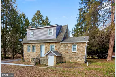 2762 Old Saint Johns Lane, Ellicott City, MD 21042 - Photo 3