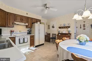 10115 Green Clover Dr, Ellicott City, MD 21042 - Photo 21