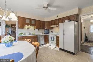 10115 Green Clover Dr, Ellicott City, MD 21042 - Photo 19