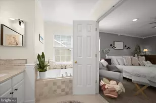 7036 Garden Walk, Columbia, MD 21044 - Photo 33