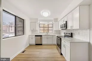 10829 Henley Ct, Columbia, MD 21044 - Photo 9