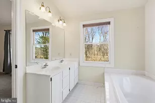 5604 April Journey, Columbia, MD 21044 - Photo 7