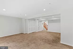 7039 Oak Grove Way, Elkridge, MD 21075 - Photo 5