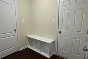 7018 Foxton Way, Hanover, MD 21076 - Photo 5