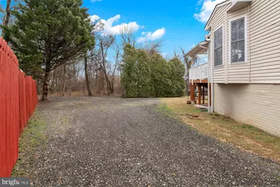 8252 Glen Court, Jessup, MD 20794 - Photo 3