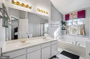 8716 Stonehouse Dr, Ellicott City, MD 21043 - Photo 25