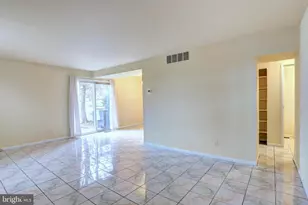 9110 Tumbleweed Run, Laurel, MD 20723 - Photo 3