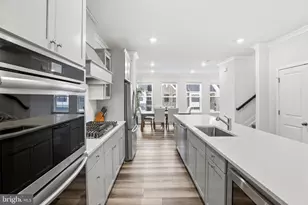 11802 Summer Woods Pl, Marriottsville, MD 21104 - Photo 13