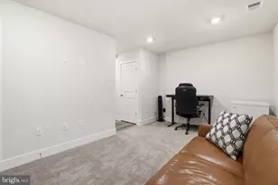 11802 Summer Woods Pl, Marriottsville, MD 21104 - Photo 9