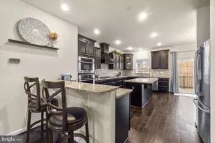 8000 Blue Stream Dr, Elkridge, MD 21075 - Photo 11