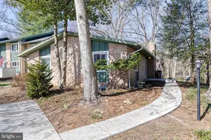 10311 Crimson Tree Ct, Columbia, MD 21044 - Photo 3