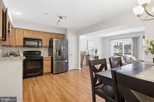 7061 Holly Springs Ln, Elkridge, MD 21075 - Photo 13