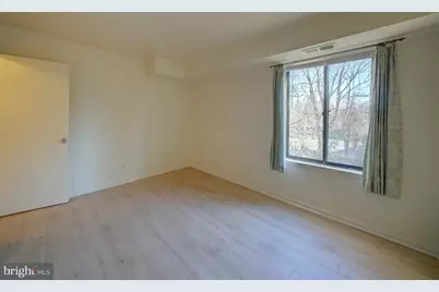 5490 Cedar Lane #B4, Columbia, MD 21044 - Photo 9