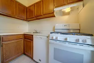 5490 Cedar Ln, Columbia, MD 21044 - Photo 5