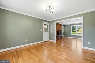 8966 Chapel Ave, Ellicott City, MD 21043 - Photo 13