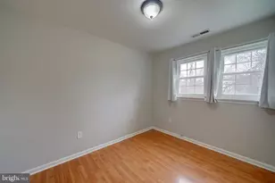 8607 Falls Run Rd, Ellicott City, MD 21043 - Photo 7