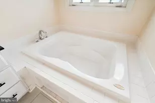 10736 Folkestone Way, Woodstock, MD 21163 - Photo 27