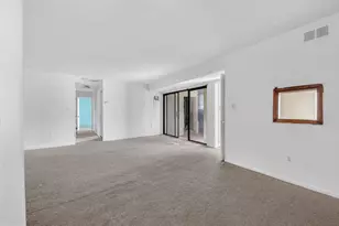 9635 White Acre Rd, Columbia, MD 21045 - Photo 9