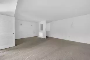 9635 White Acre Rd, Columbia, MD 21045 - Photo 7