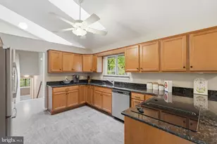 6441 Snuffbox Terrace, Columbia, MD 21044 - Photo 7