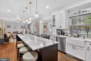 7059 Calvert Dr, Elkridge, MD 21075 - Photo 13