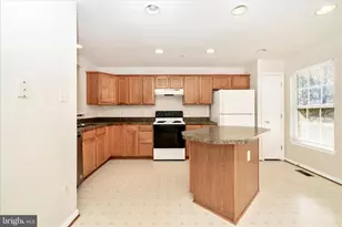 7704 English Oak Cir, Elkridge, MD 21075 - Photo 11