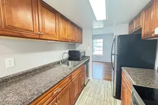 6674 Ducketts Ln, Elkridge, MD 21075 - Photo 7