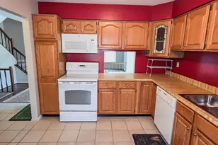 5677 Phelps Luck Dr, Columbia, MD 21045 - Photo 9