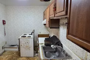 9915 Whiskey Run, Laurel, MD 20723 - Photo 3