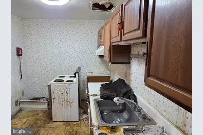 9915 Whiskey Run, Laurel, MD 20723 - Photo 3