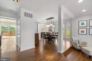 7723 Heatherside Ln, Ellicott City, MD 21043 - Photo 9