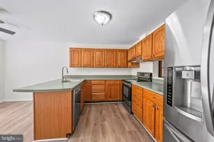 9011 Moving Water Ln, Columbia, MD 21046 - Photo 3