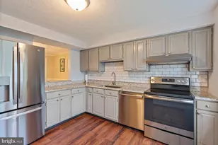 6008 Cedar Wood Dr, Columbia, MD 21044 - Photo 3