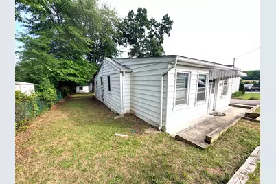 8235 Glen Court, Jessup, MD 20794 - Photo 3