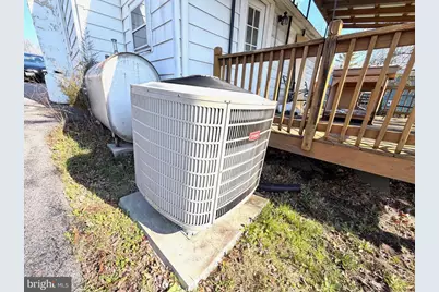 8235 Glen Court, Jessup, MD 20794 - Photo 11