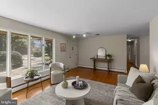 9714 Frederick Rd, Ellicott City, MD 21042 - Photo 5