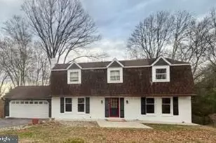 9035 Overhill Dr, Ellicott City, MD 21042 - Photo 1