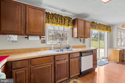 8745 Cardinal Forest Circle, Laurel, MD 20723 - Photo 9