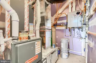 6016 Hidden Mdw, Ellicott City, MD 21043 - Photo 13