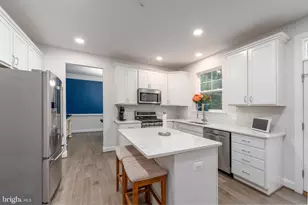 6210 Hunters Holw Rd, Elkridge, MD 21075 - Photo 3