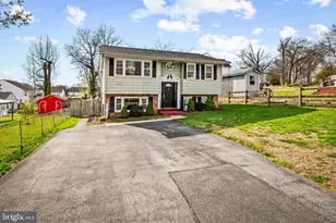9382 N Laurel Rd, Laurel, MD 20723 - Photo 1