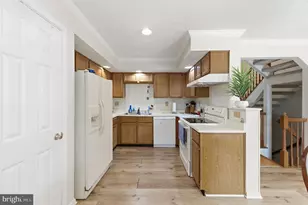 7985 Brightmeadow Ct, Ellicott City, MD 21043 - Photo 21