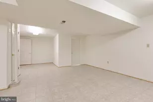 5391 Sunny Field Ct, Ellicott City, MD 21043 - Photo 43