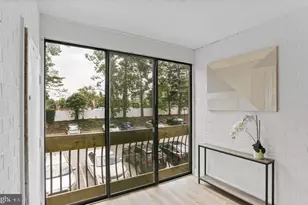 10580 Cross Fox Ln, Columbia, MD 21044 - Photo 5