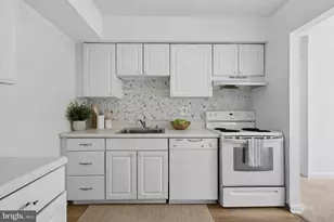 8865 Roll Right Ct, Columbia, MD 21045 - Photo 9