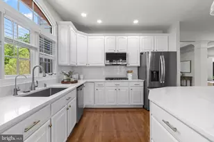 11009 Bittersweet Ct, Ellicott City, MD 21042 - Photo 17