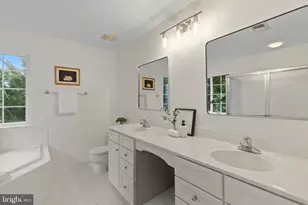 8066 High Castle Rd, Ellicott City, MD 21043 - Photo 25