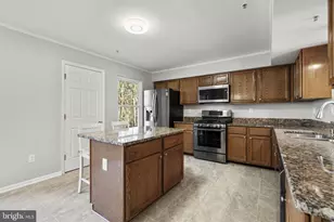 12239 Green Meadow Dr, Columbia, MD 21044 - Photo 3