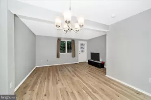 6027 Rowanberry Dr, Elkridge, MD 21075 - Photo 11